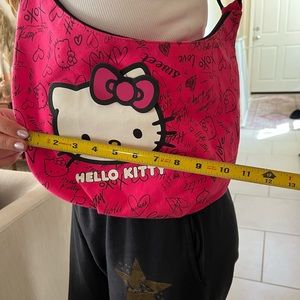 Hello kitty purse -measurements-